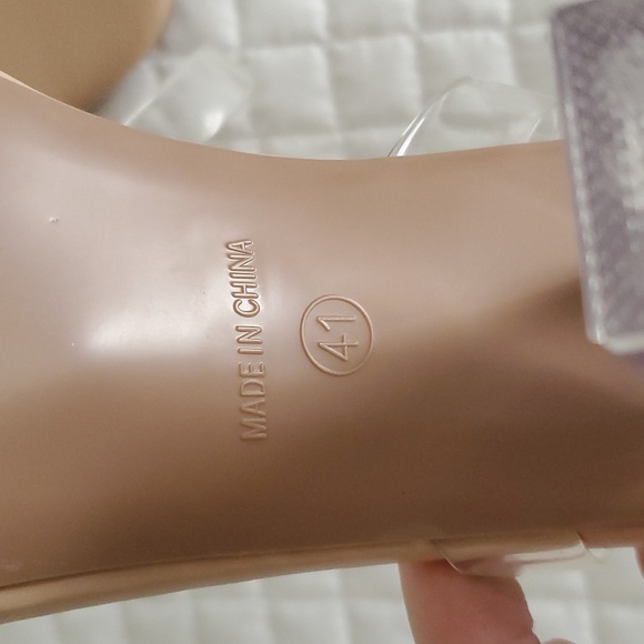 Clear Chunky Heels - Picture 3 of 4